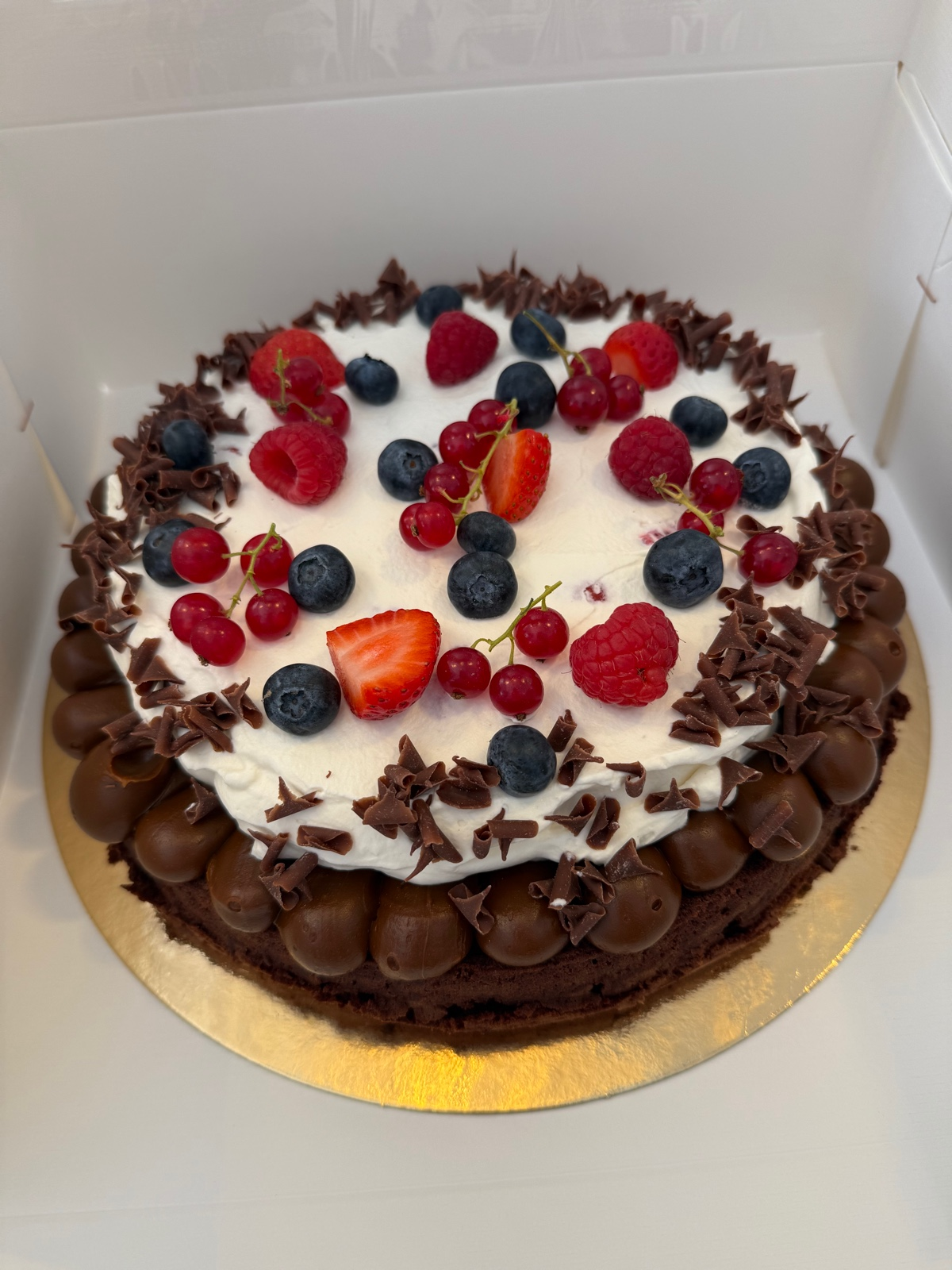 Marquise de Chocolate sin gluten frutos rojos