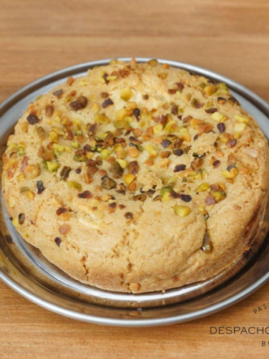 Cookie de pistacho sin gluten rellena de pasta pura de pistacho