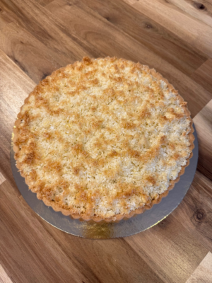 Tarta de coco y dulce de leche vista desde arriba